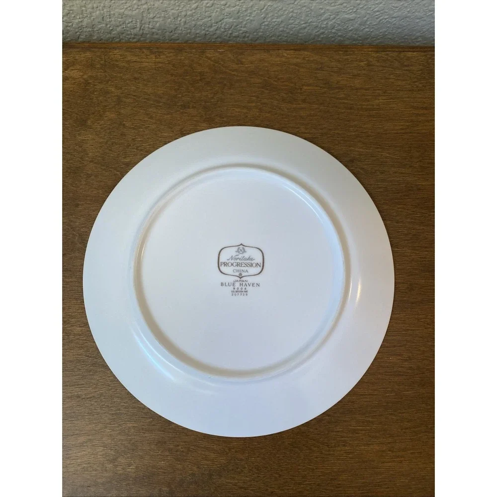 Noritake Progression BLUE HAVEN #9004 Set‎ of 4 Plates 8-3/8